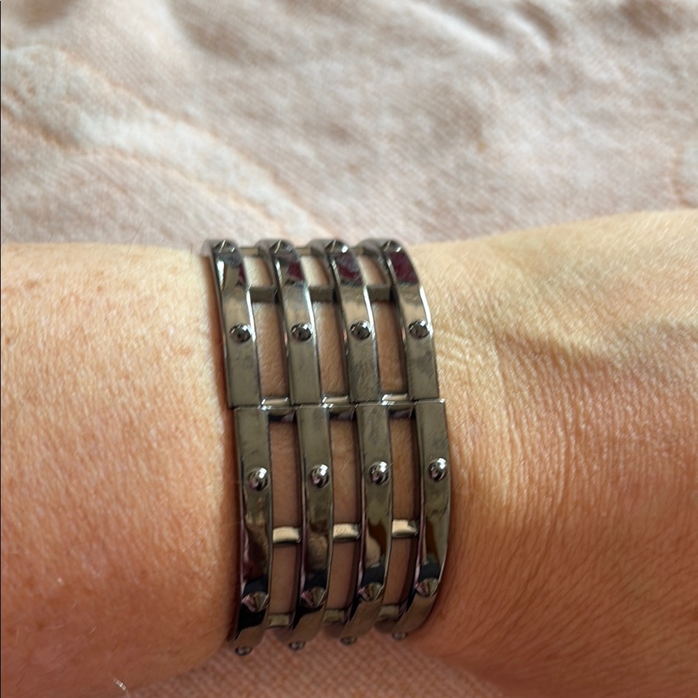 Gunmetal Hinge Bracelet